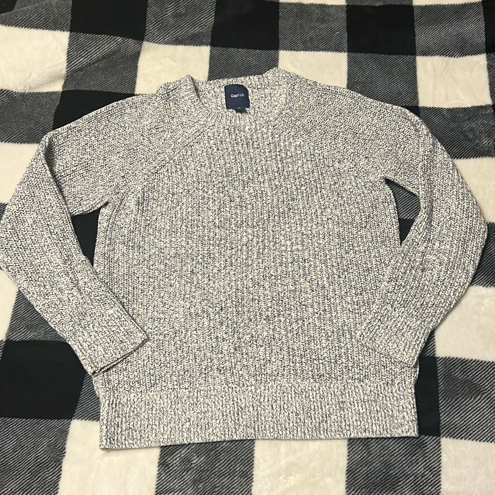 GAP Kids Crewneck Sweater. Size Medium (8)